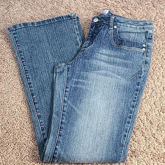 Vtg No Boundaries Wide flare leg denim jeans sz 7 low rise distressed jeans - Picture 1 of 3